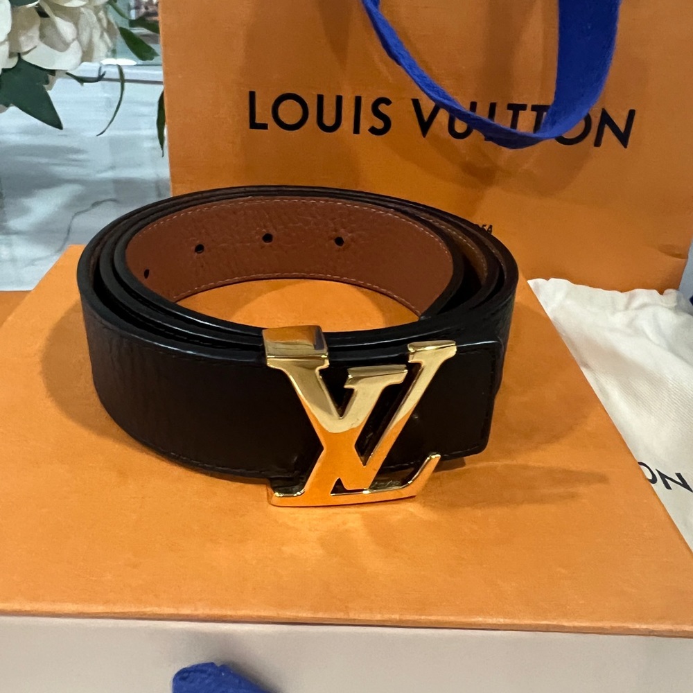 Louis Vuitton Reversible (Black/Brown) INITIALES 30MM Belt
